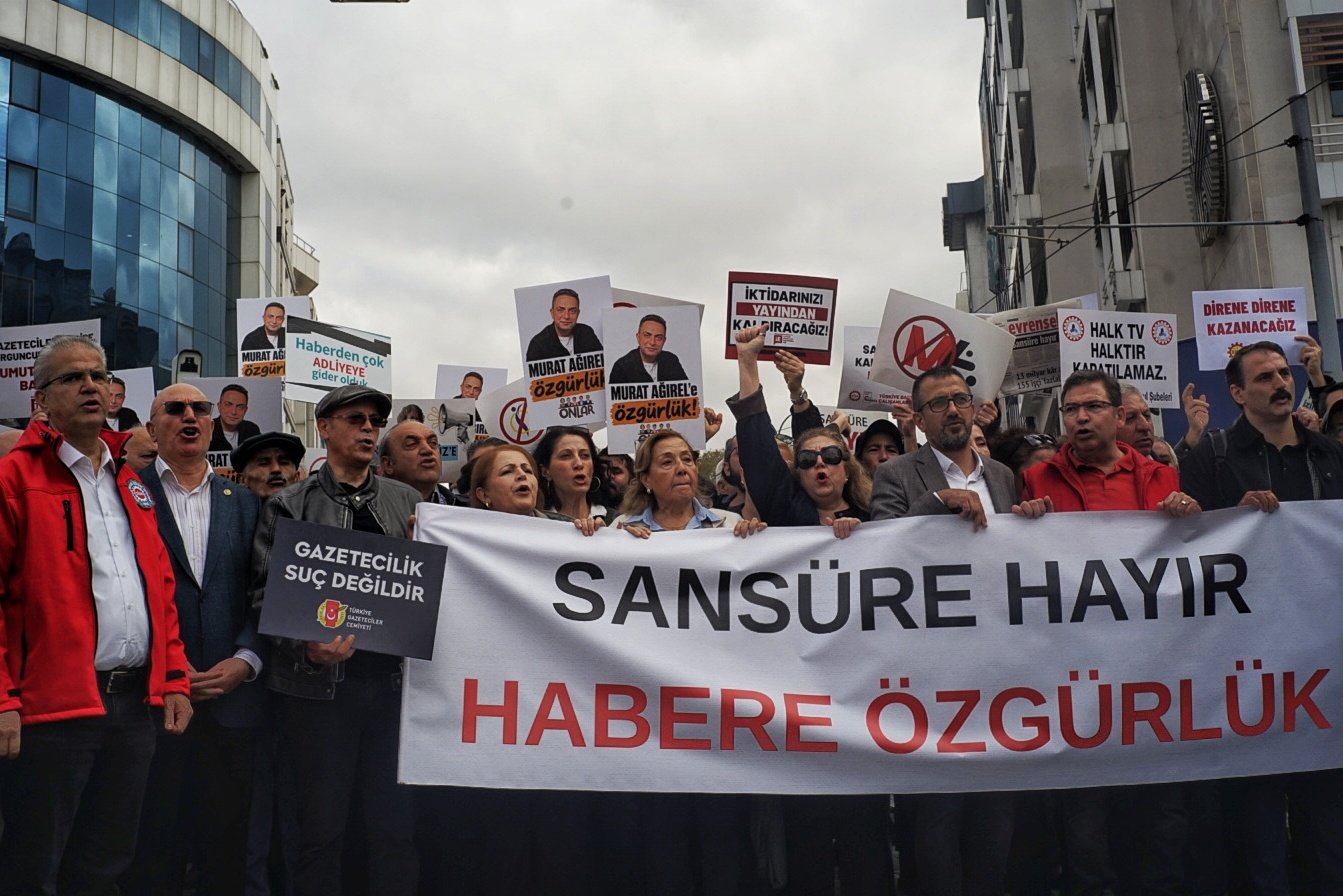 Kadıköy’de Basın Özgürlüğü Eylemi: “Tutuklu Gazetecilere Özgürlük”