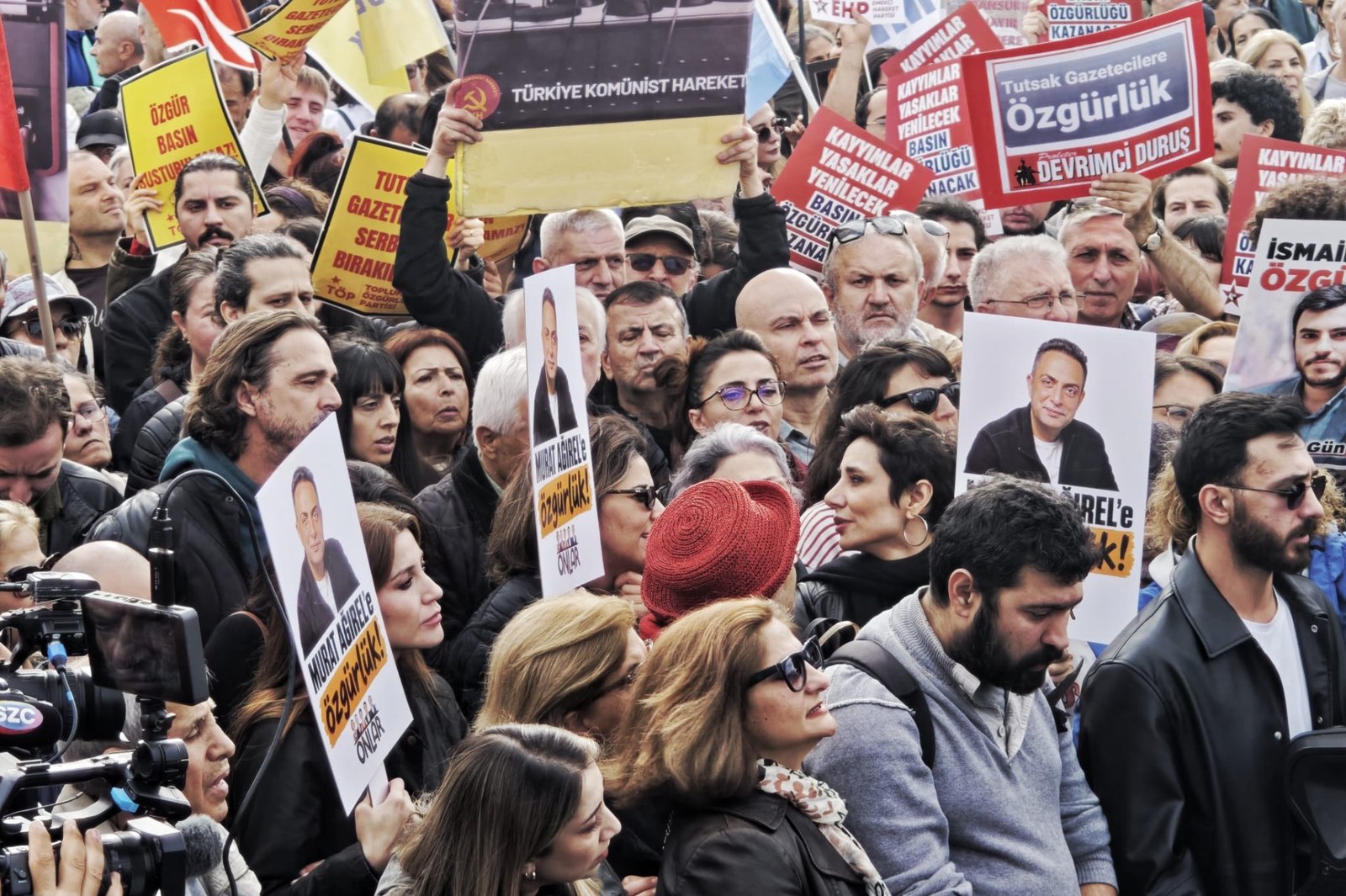 Kadıköy’de Basın Özgürlüğü Eylemi: “Tutuklu Gazetecilere Özgürlük”