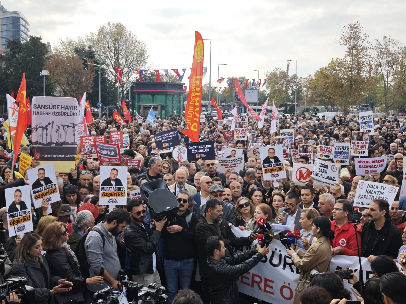 Kadıköy’de Basın Özgürlüğü Eylemi: “Tutuklu Gazetecilere Özgürlük”